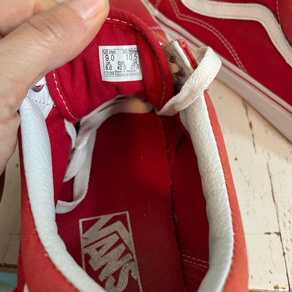 Vans Old Skool Red Canvas Low Top Skate Shoes Mens 9 Womens 10.5 721356 Sneakers